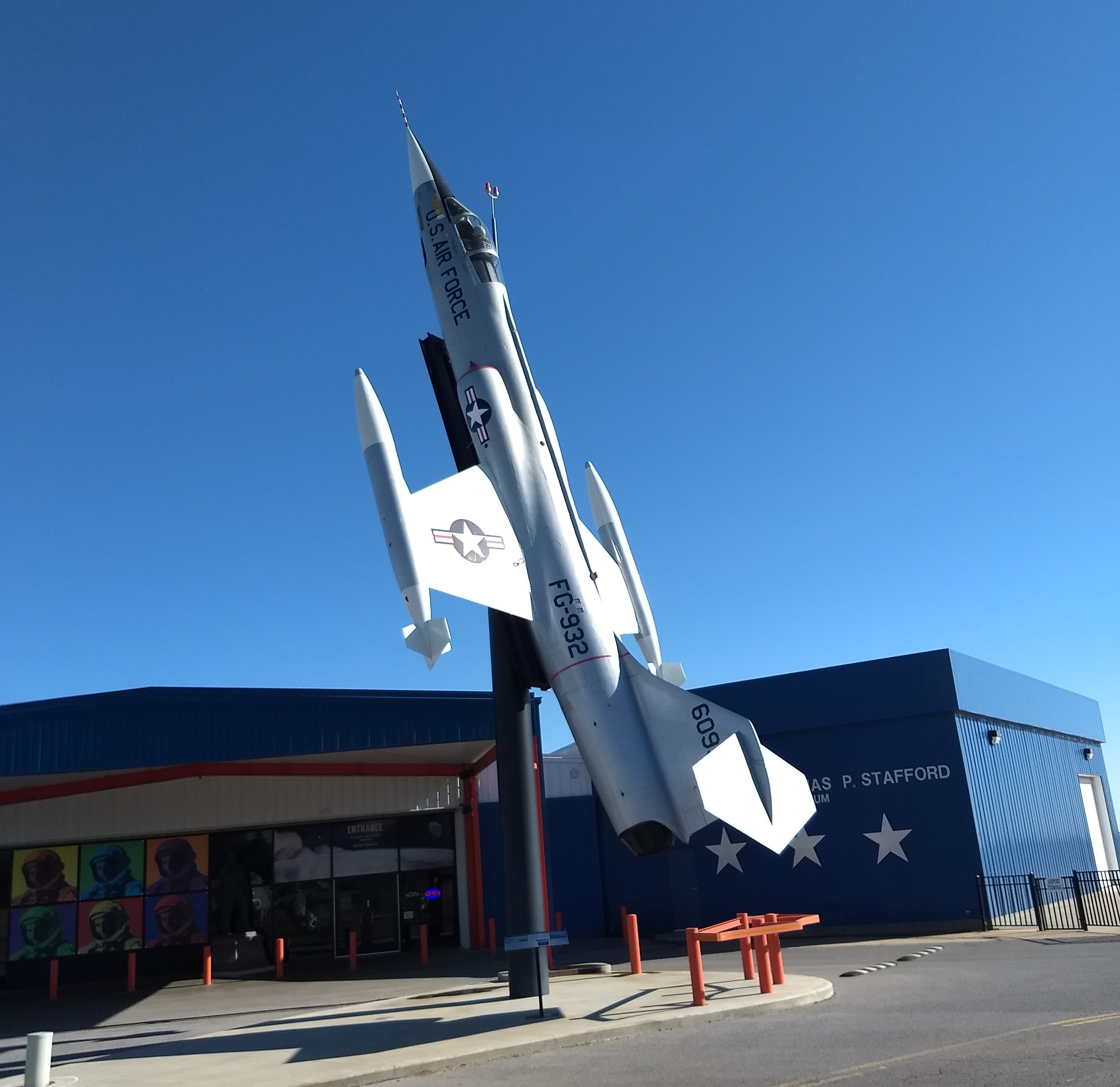 Naval Gazing Main/Museum Review - Stafford Air & Space Museum